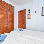Casa Con Bellas Vistas Sobre La Bahia De Daire Nerja