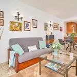 Casa Con Bellas Vistas Sobre La Bahia De