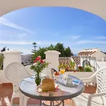 Daire Casa Con Bellas Vistas Sobre La Bahia De *