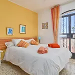Casa Con Bellas Vistas Sobre La Bahia De Daire Nerja