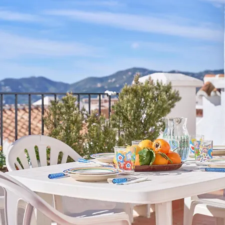 Casa Con Bellas Vistas Sobre La Bahia De