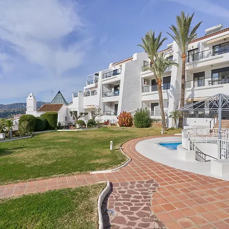 Casa Con Bellas Vistas Sobre La Bahia De Nerja