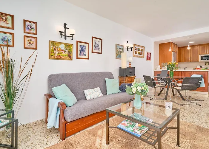 Casa Con Bellas Vistas Sobre La Bahia De