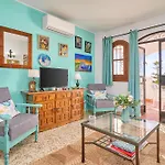 Casa Con Bellas Vistas Sobre La Bahia De
