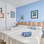 Casa Con Bellas Vistas Sobre La Bahia De