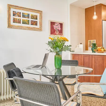 Casa Con Bellas Vistas Sobre La Bahia De Nerja