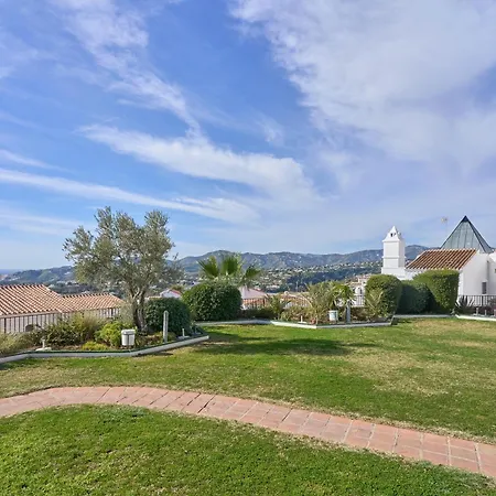 Casa Con Bellas Vistas Sobre La Bahia De Апартаменты *