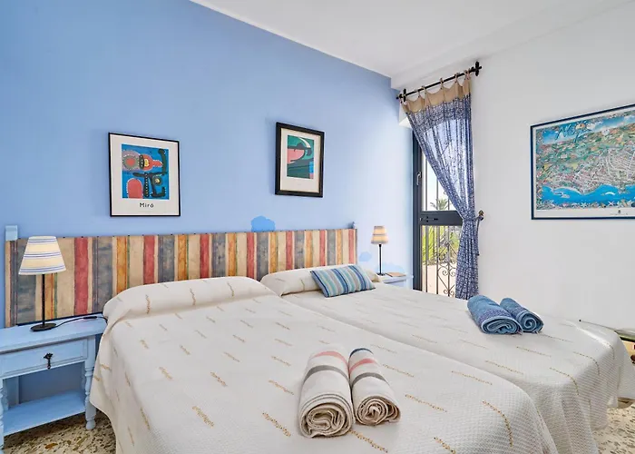 Casa Con Bellas Vistas Sobre La Bahia De *