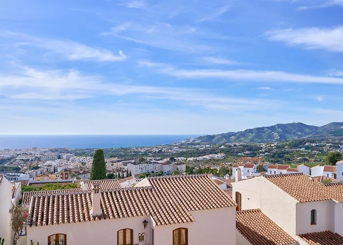 Casa Con Bellas Vistas Sobre La Bahia De *